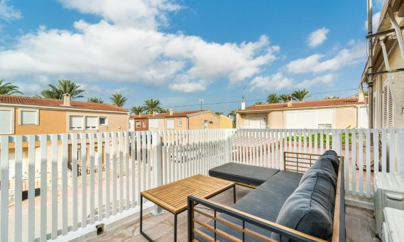 Revente - Duplex -
Torrevieja - Playa De Los Naufragos