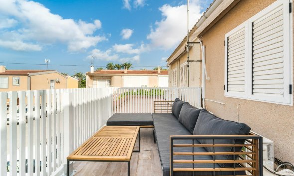 Revente - Duplex -
Torrevieja - Playa De Los Naufragos