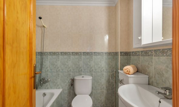 Revente - Apartment -
Torrevieja - Costa Blanca