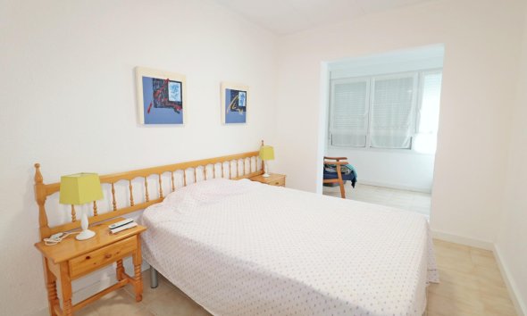 Revente - Town House -
Torrevieja - Playa De Los Naufragos
