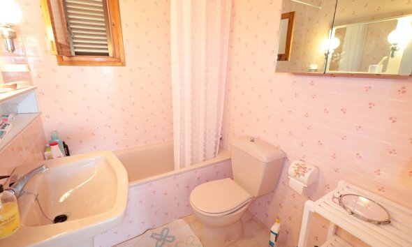 Revente - Town House -
Torrevieja - Playa De Los Naufragos