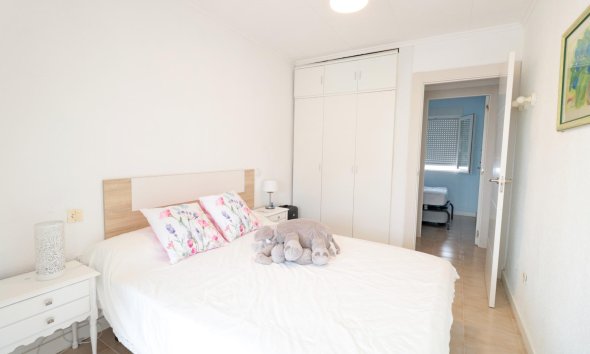 Revente - Town House -
Torrevieja - Playa De Los Naufragos