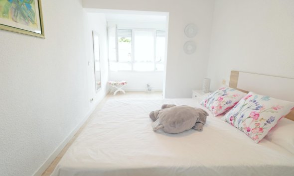 Revente - Town House -
Torrevieja - Playa De Los Naufragos