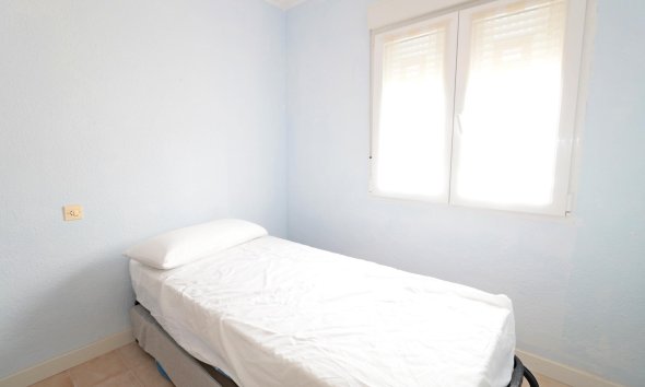 Revente - Town House -
Torrevieja - Playa De Los Naufragos