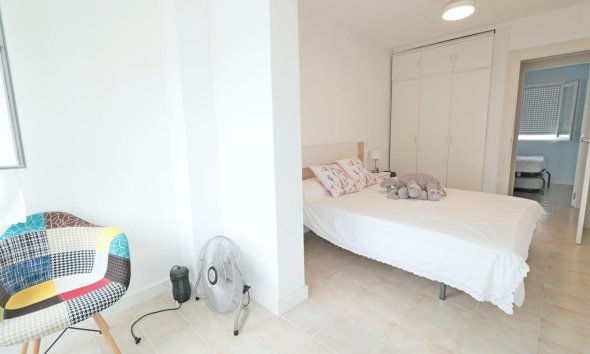 Revente - Town House -
Torrevieja - Playa De Los Naufragos