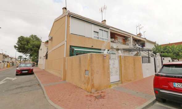 Revente - Town House -
Torrevieja - Playa De Los Naufragos