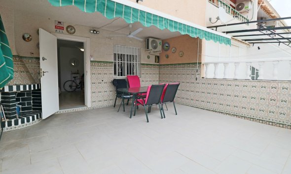 Revente - Town House -
Torrevieja - Playa De Los Naufragos