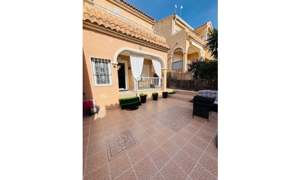 Revente - Apartment -
Orihuela Costa - Costa Blanca
