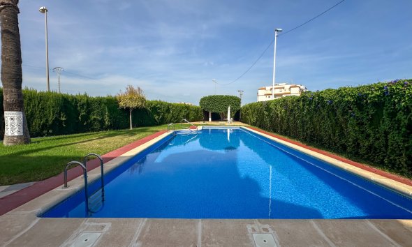 Reventa - Town House -
Orihuela Costa - Costa Blanca
