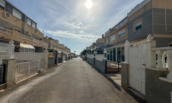 Reventa - Town House -
Orihuela Costa - Costa Blanca