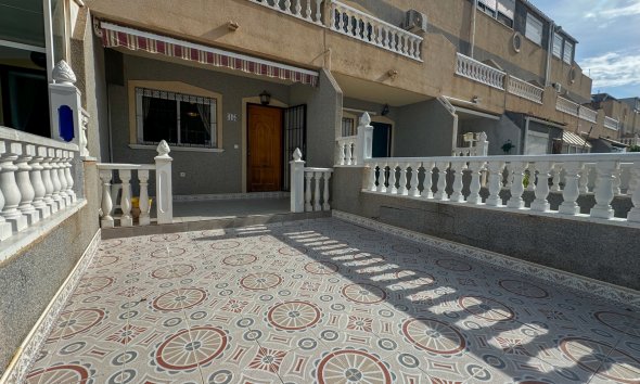 Reventa - Town House -
Orihuela Costa - Costa Blanca