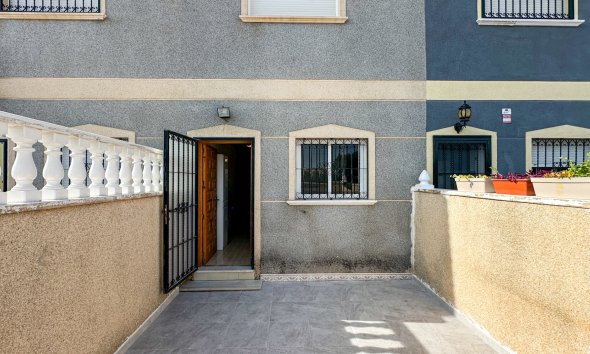 Reventa - Town House -
Orihuela Costa - Costa Blanca