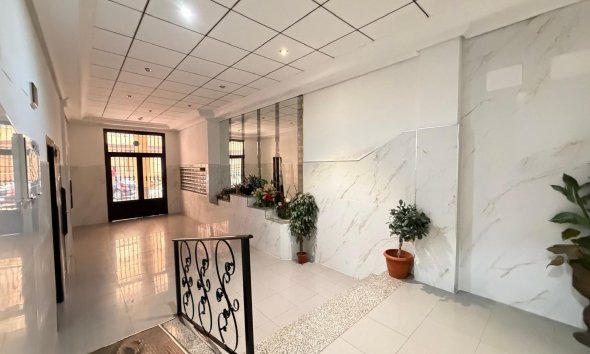 Reventa - Apartment -
Torrevieja - Parque de las Naciones