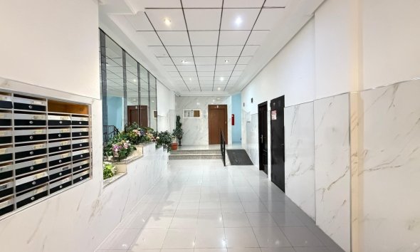 Reventa - Apartment -
Torrevieja - Parque de las Naciones