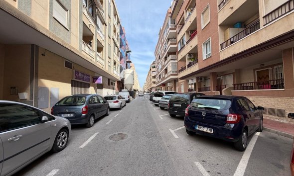 Reventa - Apartment -
Torrevieja - Parque de las Naciones