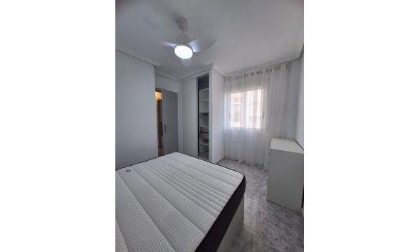 Reventa - Apartment -
Torrevieja - Nueva Torrevieja