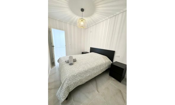 Reventa - Apartment -
Torrevieja - Centro