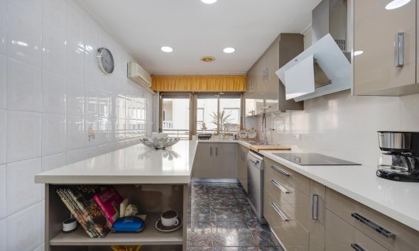 Reventa - Apartment -
Torrevieja - Centro