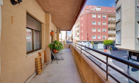 Reventa - Apartment -
Torrevieja - Centro