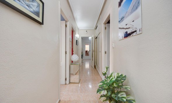 Reventa - Apartment -
Torrevieja - Centro
