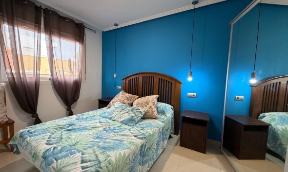 Revente - Attique -
Torrevieja - Centro