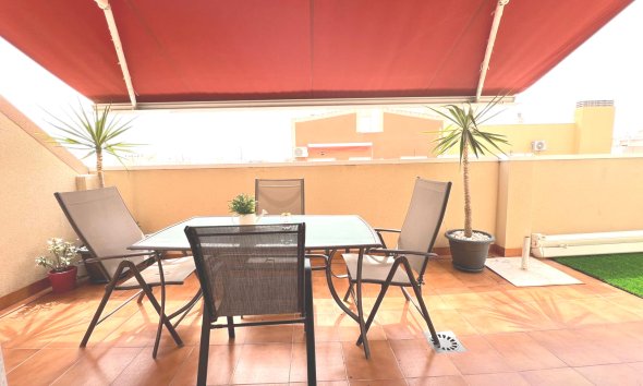 Revente - Attique -
Torrevieja - Centro