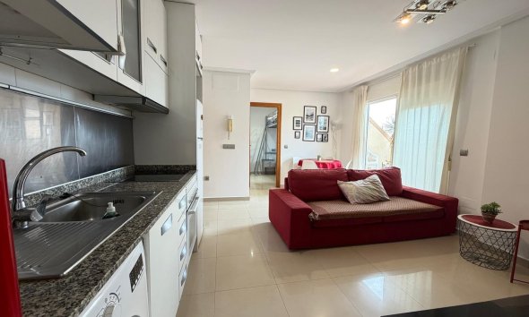Revente - Attique -
Torrevieja - Centro