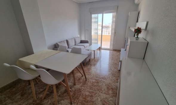 Revente - Attique -
Torrevieja - Centro