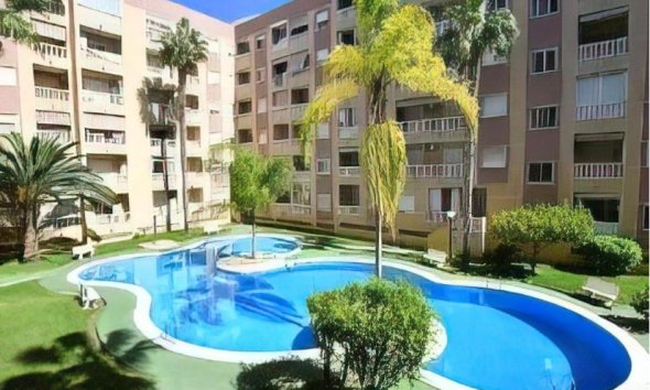 Revente - Penthouse Penthouse -
Torrevieja - Parque de las Naciones