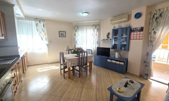 Resale - Apartment -
Torrevieja - Playa del Cura