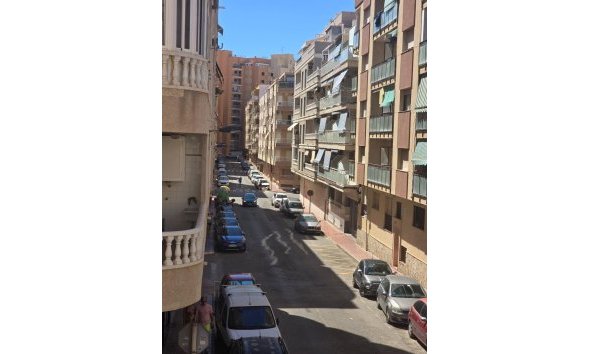 Resale - Apartment -
Torrevieja - Playa del Cura