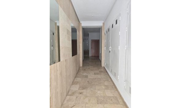 Resale - Apartment -
Torrevieja - Playa del Cura