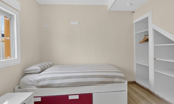 Resale - Town House -
Torrevieja - Costa Blanca