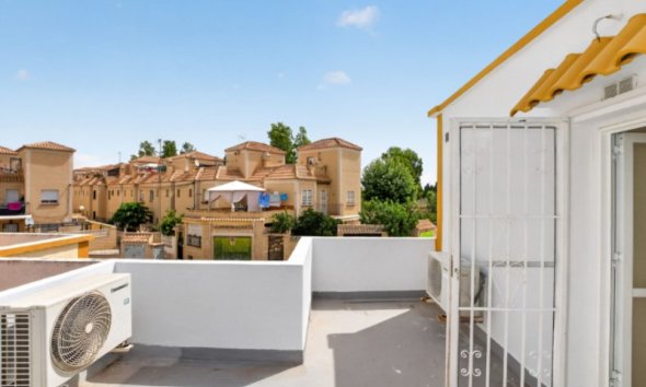 Resale - Town House -
Torrevieja - Costa Blanca