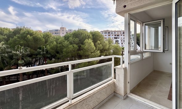 Revente - Apartment -
Orihuela Costa - Costa Blanca