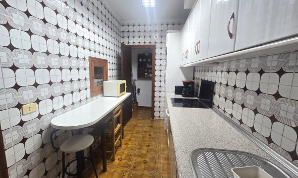 Revente - Duplex -
Torrevieja - Habaneras