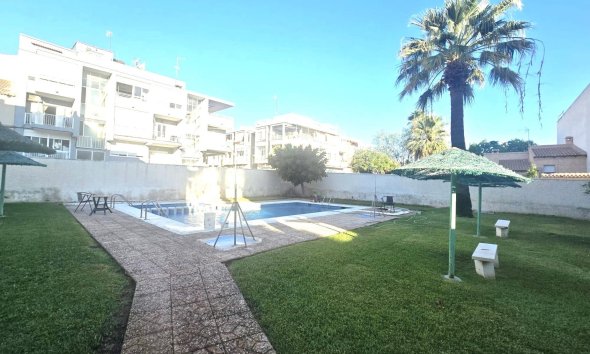 Revente - Duplex -
Torrevieja - Habaneras