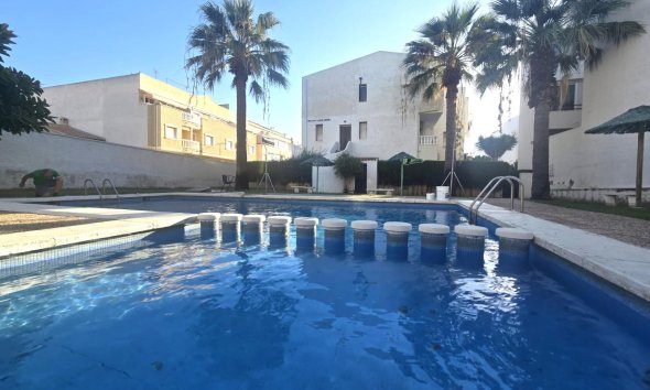 Revente - Duplex -
Torrevieja - Habaneras