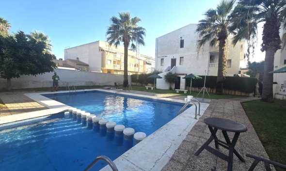 Revente - Duplex -
Torrevieja - Habaneras