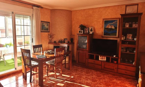 Revente - Apartment -
Torrevieja - Centro
