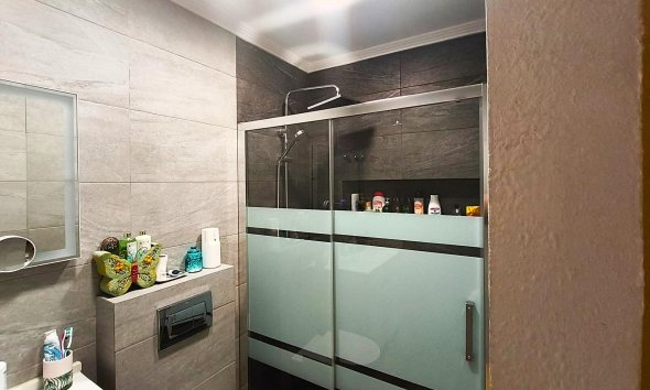 Revente - Apartment -
Torrevieja - Centro