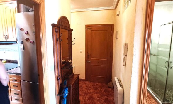 Revente - Apartment -
Torrevieja - Centro