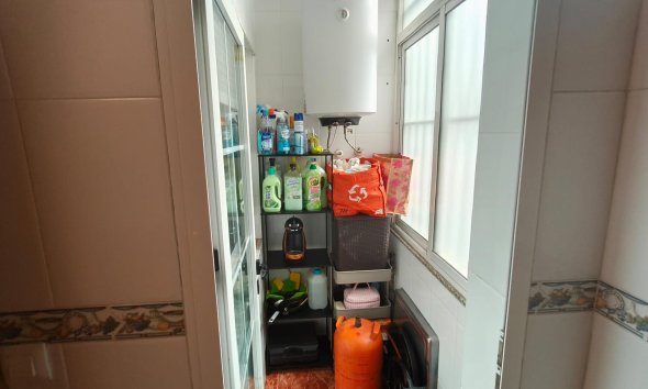 Revente - Apartment -
Torrevieja - Centro