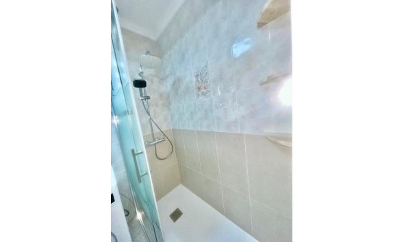 Revente - Apartment -
Torrevieja - Estacion De Autobuses