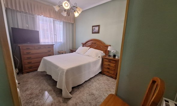 Resale - Apartment -
Torrevieja - Playa de los Locos