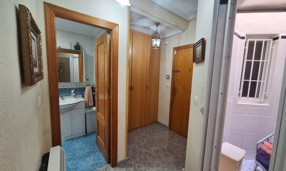 Resale - Apartment -
Torrevieja - Playa de los Locos