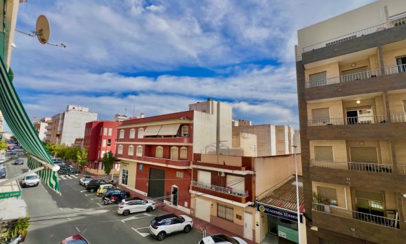 Revente - Apartment -
Torrevieja - Puerto Deportivo