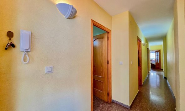 Revente - Apartment -
Torrevieja - Puerto Deportivo