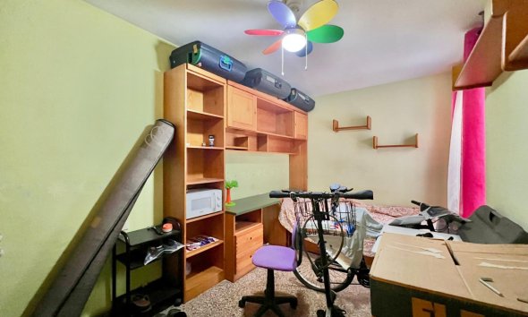 Revente - Apartment -
Torrevieja - Puerto Deportivo
