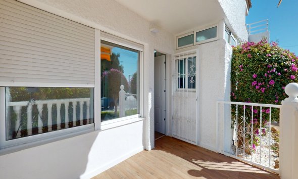 Resale - Apartment -
Villamartin - Costa Blanca